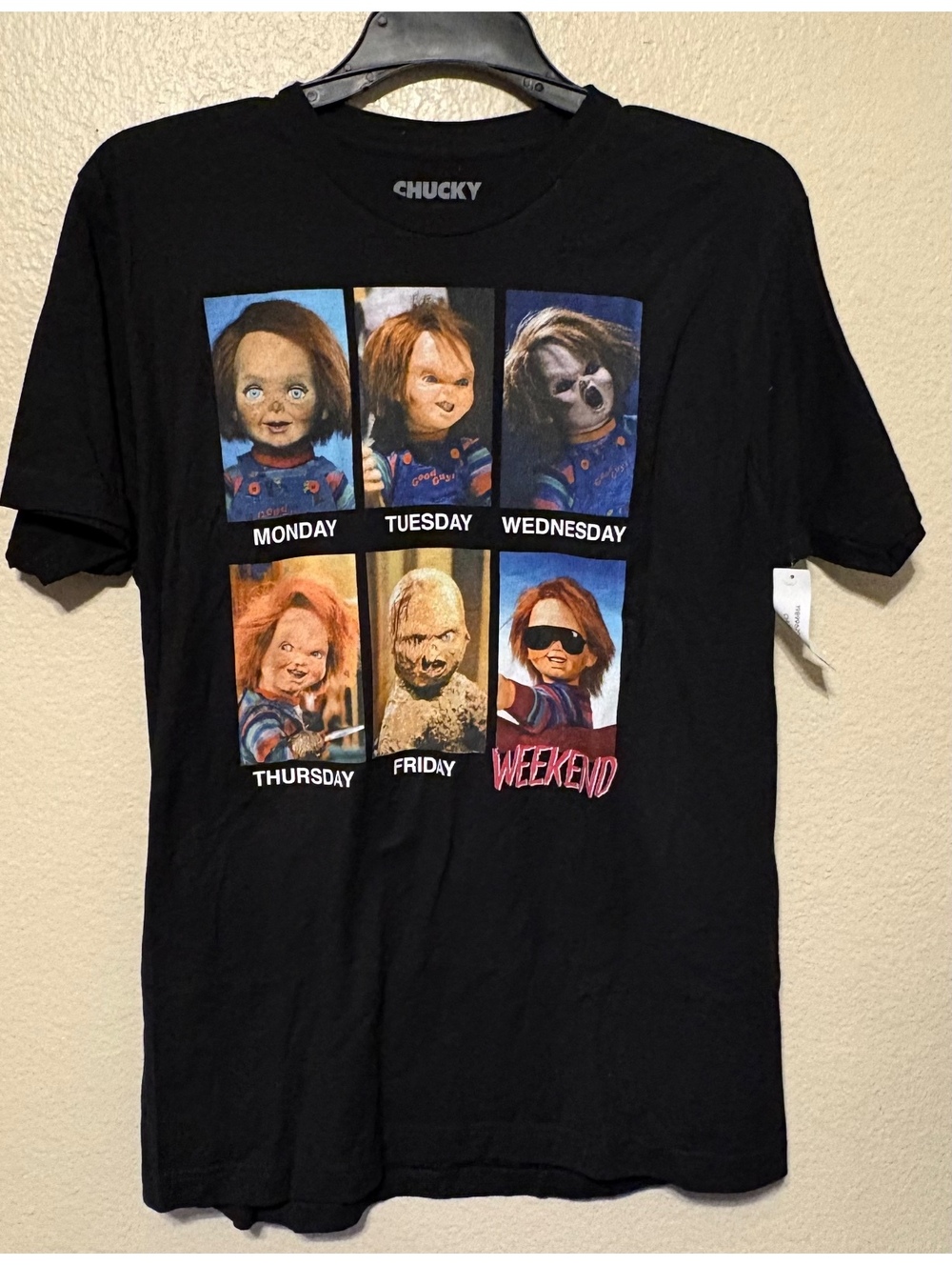 Chucky Horror Movie Themed Graphic T-Shirt Large